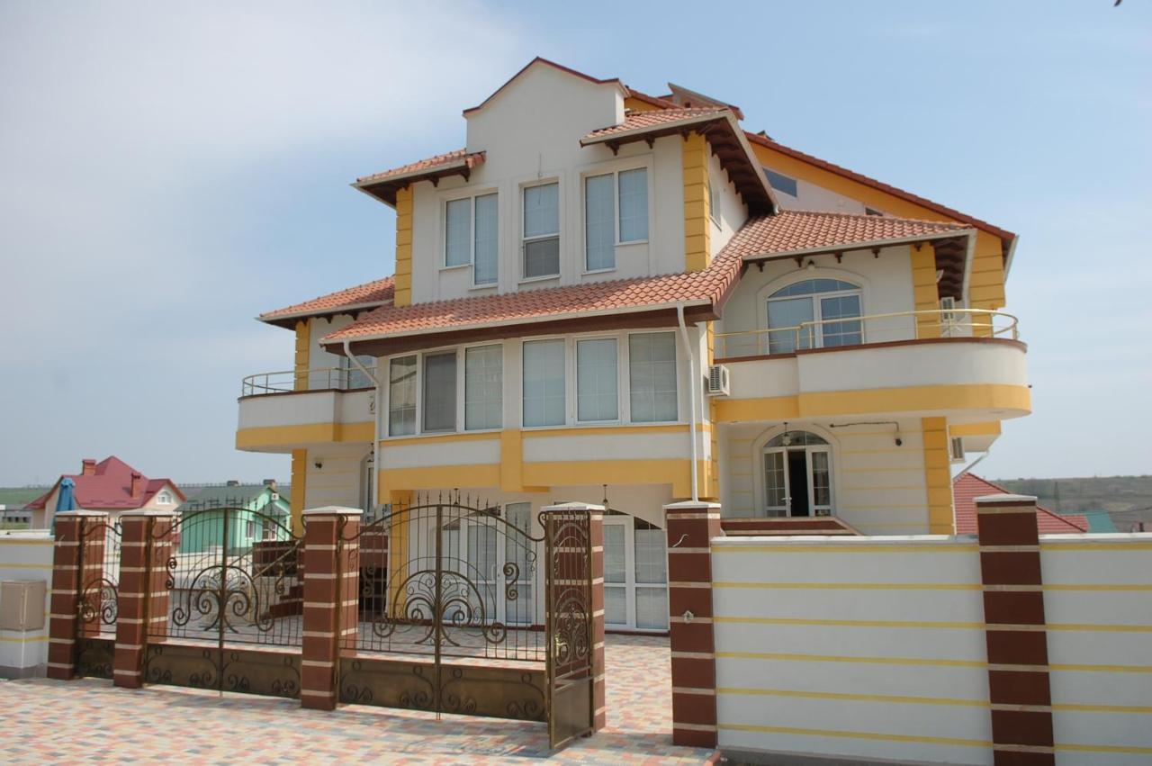 Vila Muntenia Hotel Chişinǎu Buitenkant foto